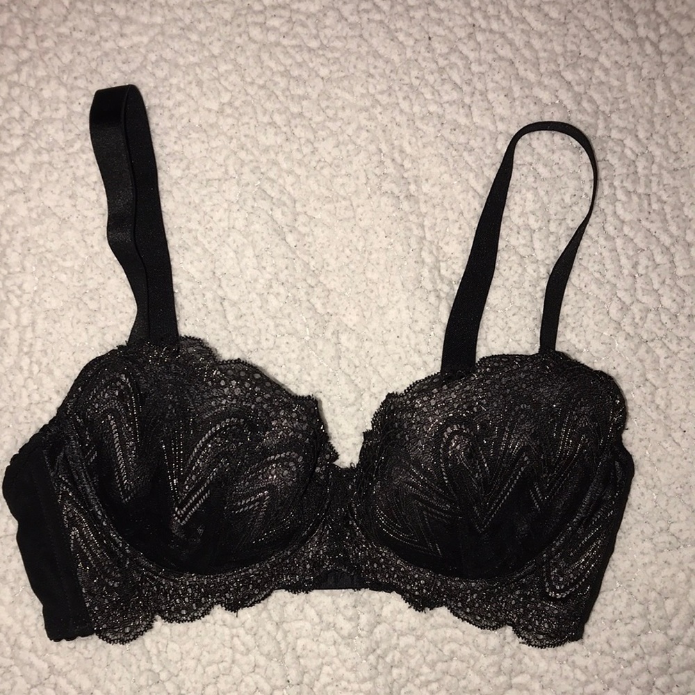 Amplified Black Chelsea Chevron Bra